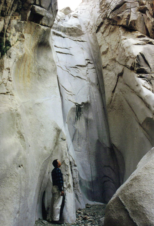 dry-waterfall.jpg