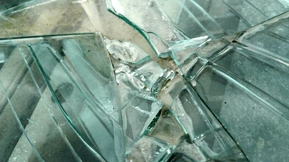 shatteredGlass491.jpg